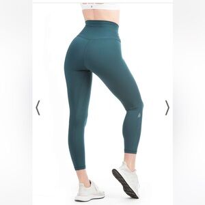 NWT Ptula Emily Tenacious 23” Teal Leggings Small